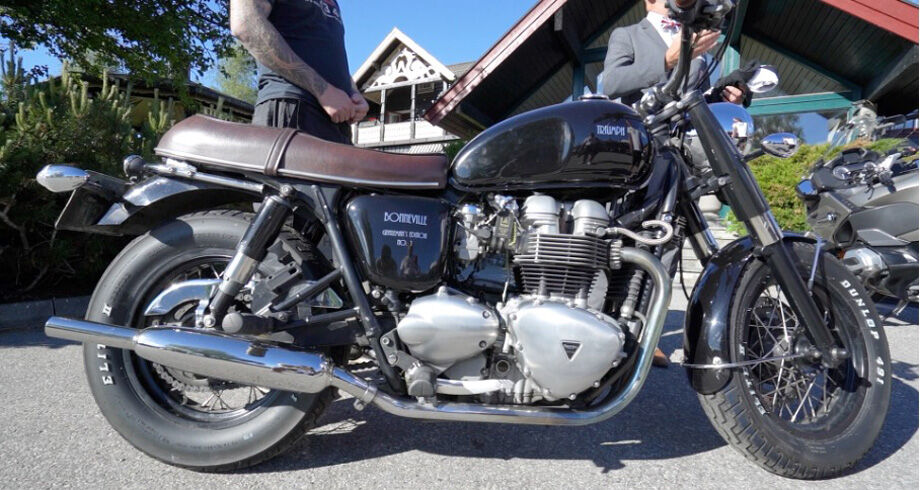 Henning Dyrkolbottn's customized Triumph Bonneville from 2003.