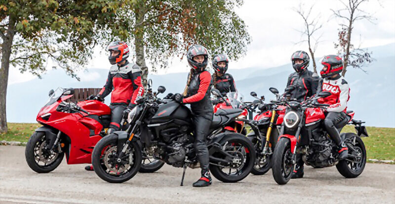 Ducati er populær i Norge. Ducati Streetfigher V2 er storselgeren.